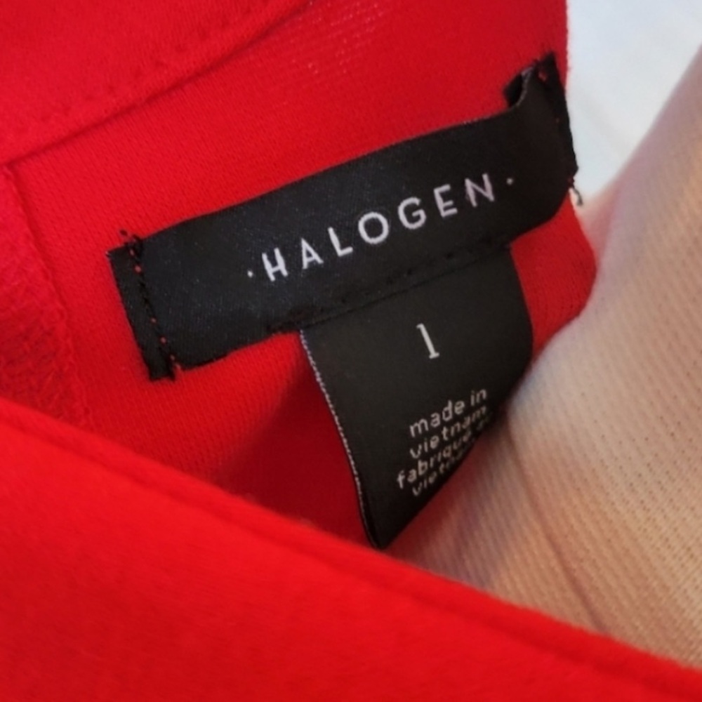 Halogen gorgeous Red Halter Twist Front Blouse NWOT - Picture 5 of 5